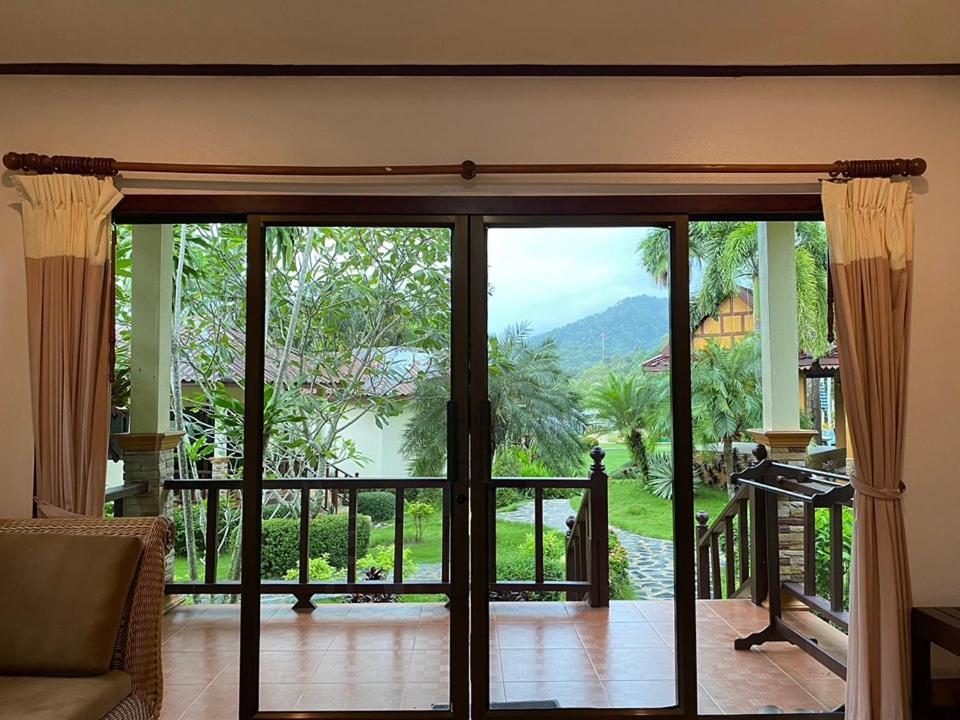 Koh Chang Bailan Beach Resort Eksteriør billede